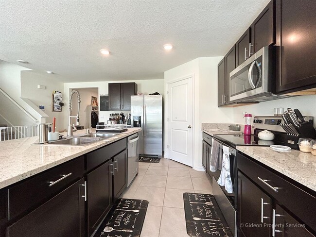 Photo - 16372 NW 190th St