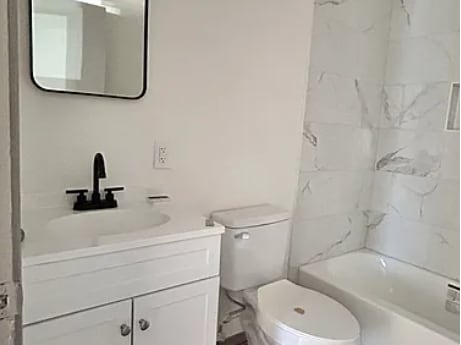 Building Photo - 3229 SE 16th St Rental