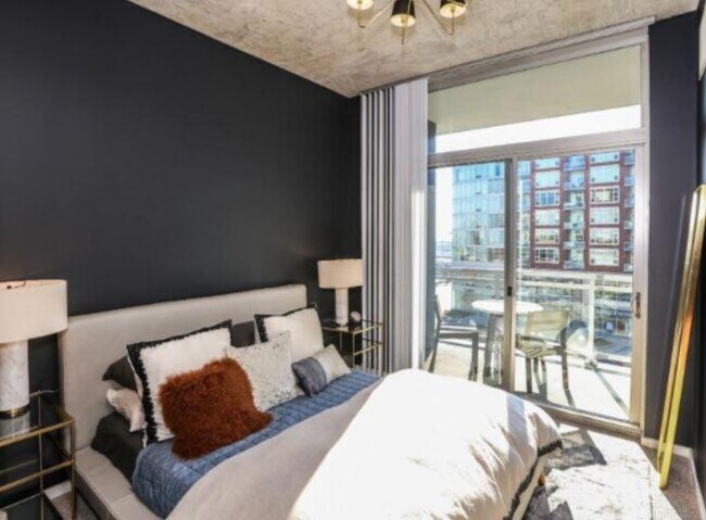 Photo - 2 bedroom in Chicago IL 60605 Condo Unit 715