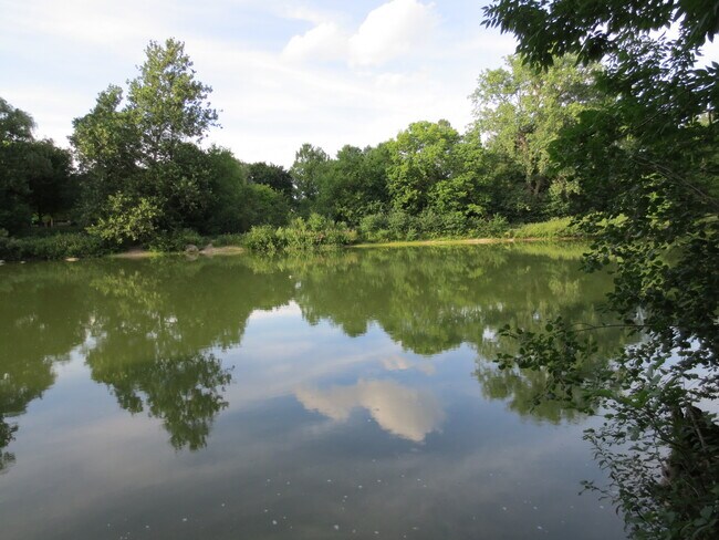 Photo - 387 Wharncliffe Rd N Unité Upper