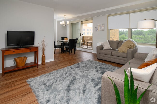 2BR, 2BA - 1082SF Living Space