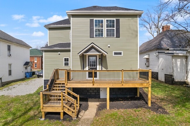 Photo - 120 E Broadway St