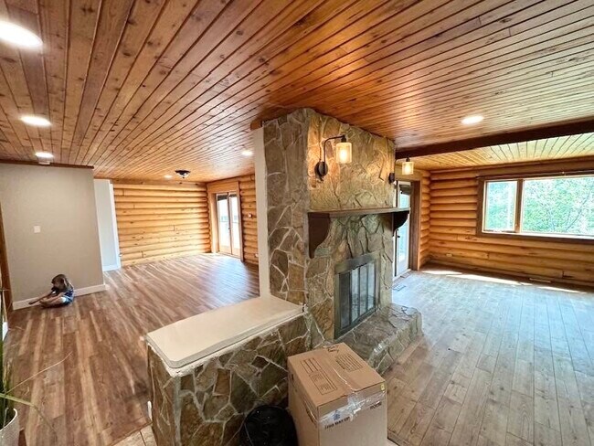 Photo - 6748 Old Fort Rd