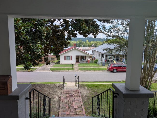 Photo - 2026 2nd Ave N