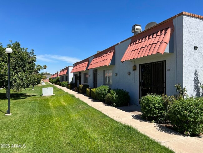 Building Photo - 6818 N 35th Ave Rental