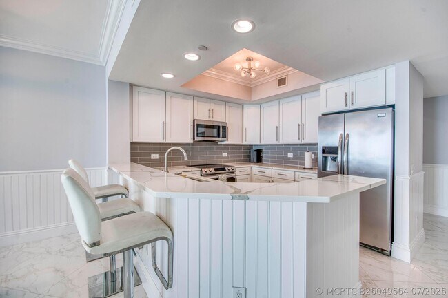 Photo - 2650 Lake Shore Dr Unit 2303