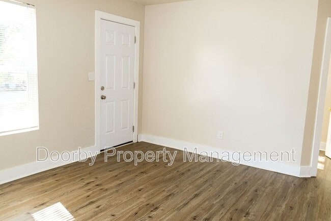 Photo - 1503 E 18th St