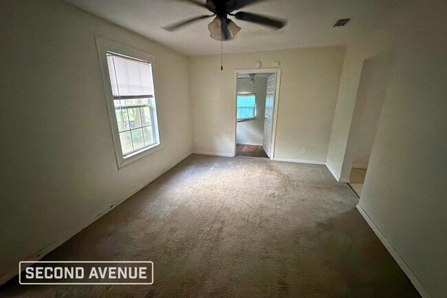 Photo - 9050 9th Ave
