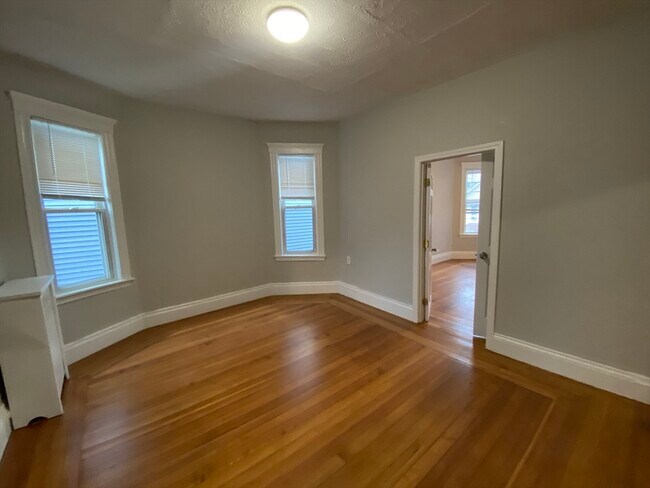 Photo - 39 Harwood St Unit 3