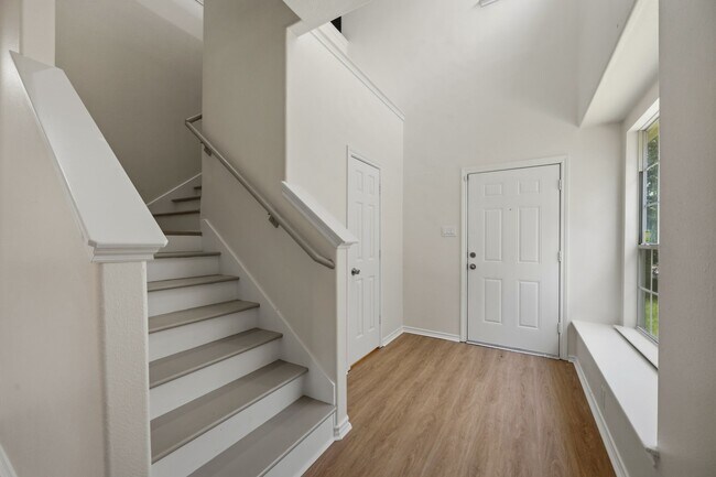Photo - 17602 Bering Bridge Ln