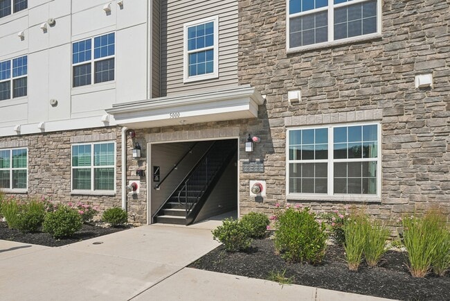 Building Photo - 5104 Mary Ashby Wy