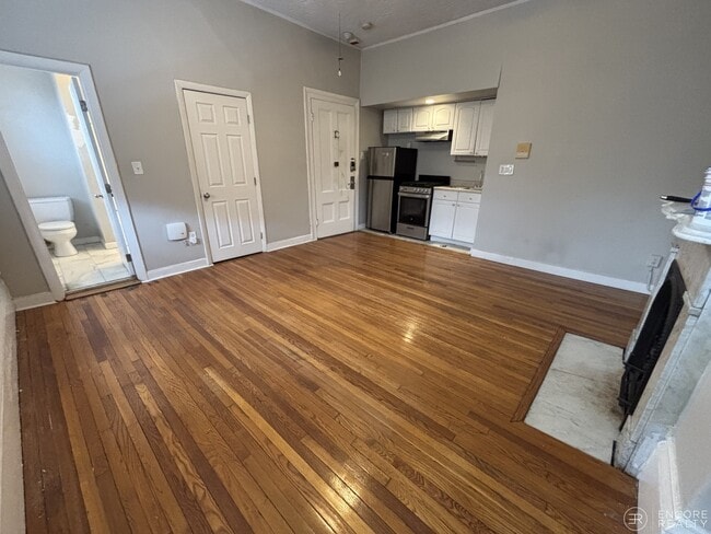 Photo - 120 Charles St Unidad 8