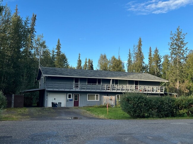 Building Photo - 715/717 Waves Road Unit 717 #A