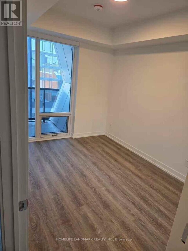 Photo - 771 Yonge St Unit 1002