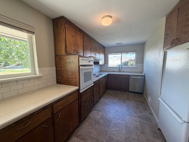 Photo - 3-bedroom 2-bathroom Single Family Home