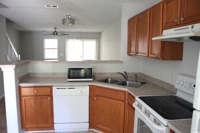 Photo - 1256 Shoebridge Dr