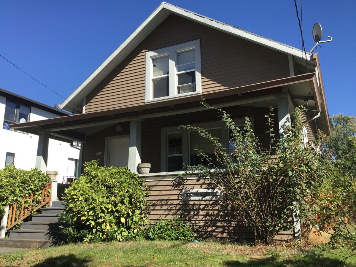 3 Bedroom House Coming Soon! - 3 Bedroom House Coming Soon!