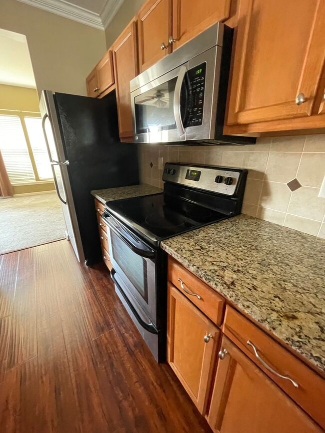 Photo - Hadley Commons 2 Bedroom 2.5 Bath Townhome