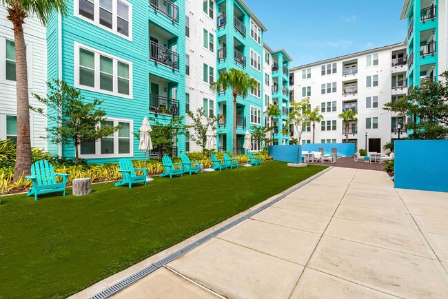 Photo - M2 at Millenia