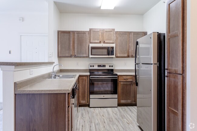 2BR, 1BA - Spruce Updated