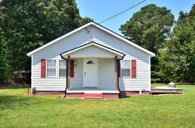 Building Photo - 3630 Loop Rd