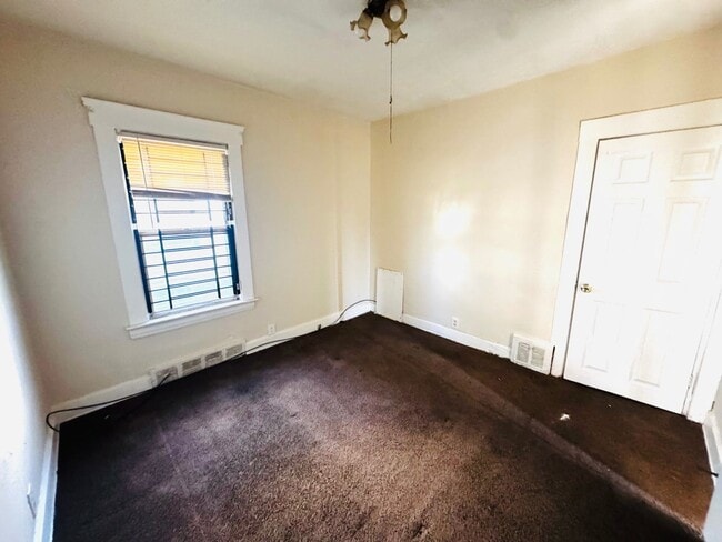 Photo - 14012 Glendale Ave