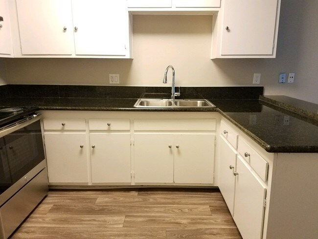 Photo - Garden Walk Apartments