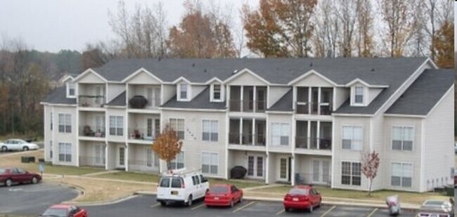 Building Photo - Carriage House Apartments