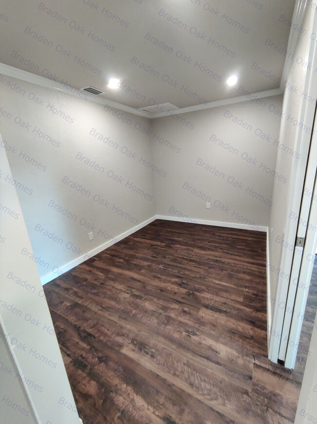 Living Room - 1814 26th St W Unit 2604