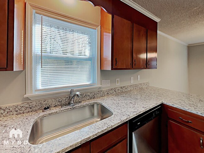 Photo - 720 Bermuda Ave