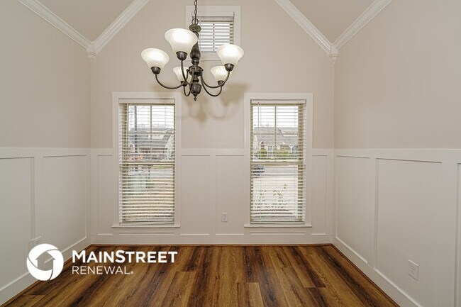 Photo - 165 Creekstone Tr