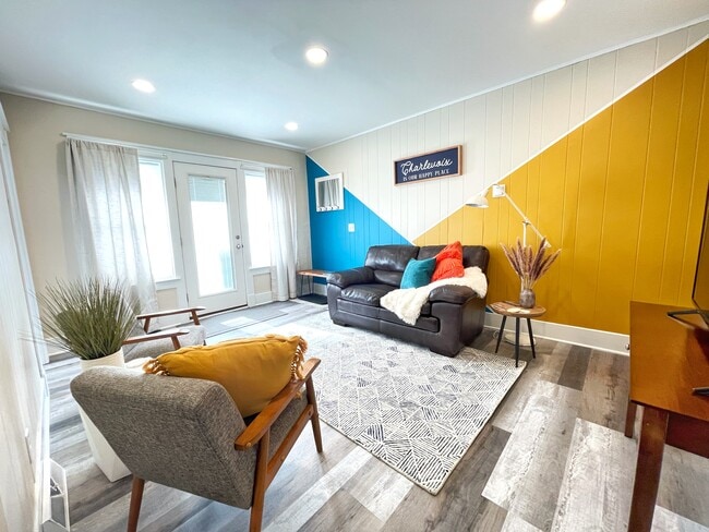 1102 Bridge St Unit 1102