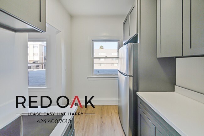 Photo - Refreshed Studio Filled with Natural Light... Unit 408