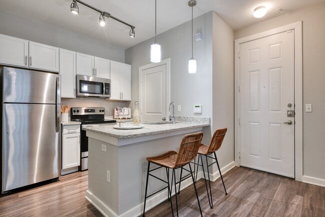 Building Photo - NOVA Rental