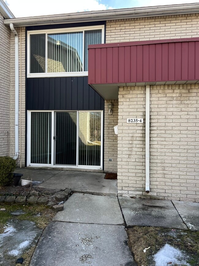 Building Photo - 8235 Karam Blvd Unit 8235 Karam Rental
