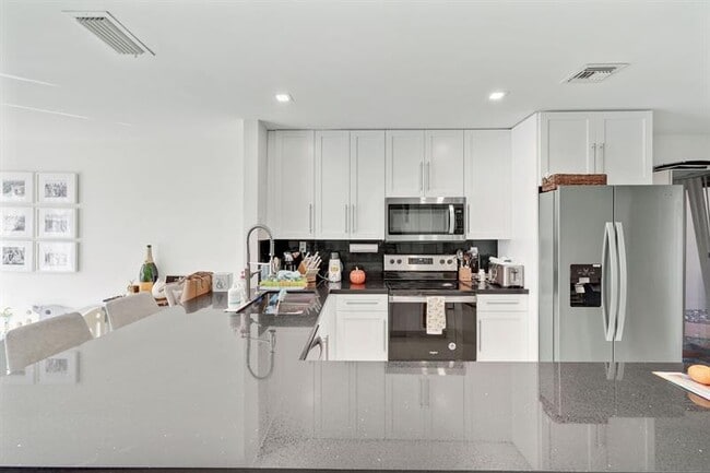 Photo - 3961 Adra Ave