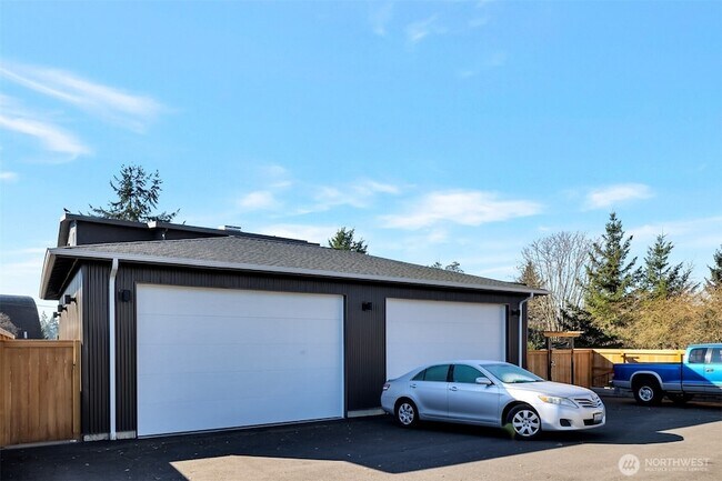 Photo - 1016 SW 152nd St