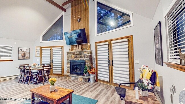 2823 Fairhaven Dr