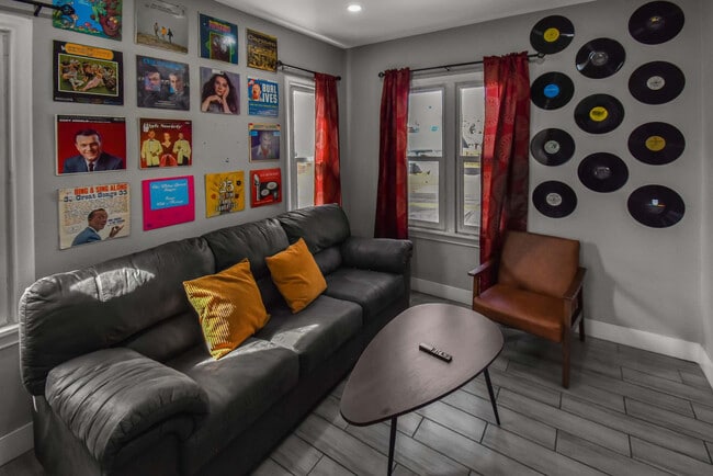 Photo - 730 E Alameda Ave Unit ID1342423P