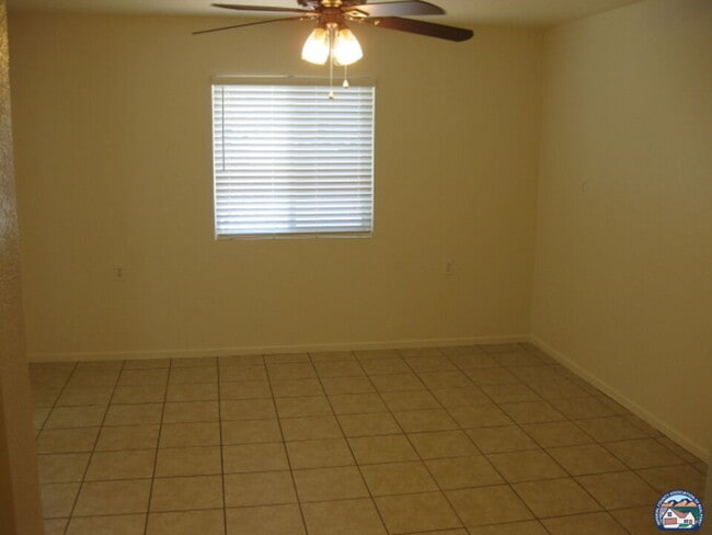 Photo - 1661 Yucca Dr