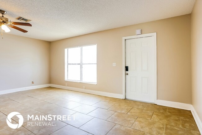 Photo - 5196 Edgecliff Ave