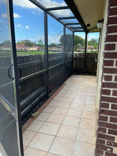 Photo - 4423 Woodstock Dr