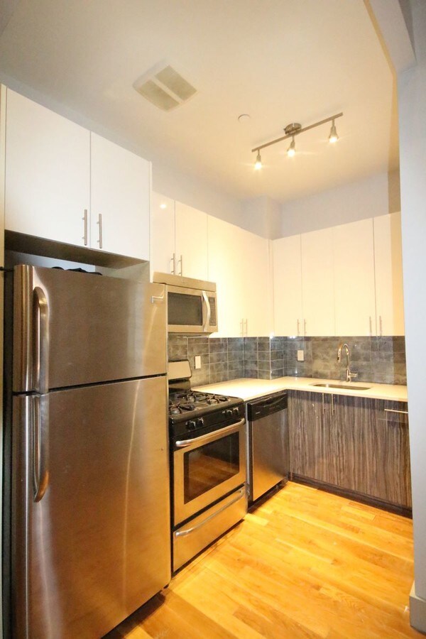 Photo - 305 Malcolm X Blvd Apartment