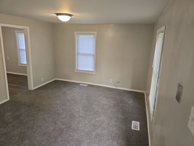 Photo - Cozy Home with a Lot of Land!