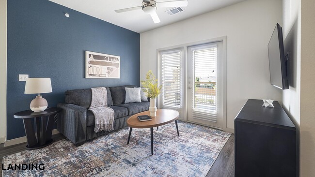 Photo - 2825 Main St Unidad 721