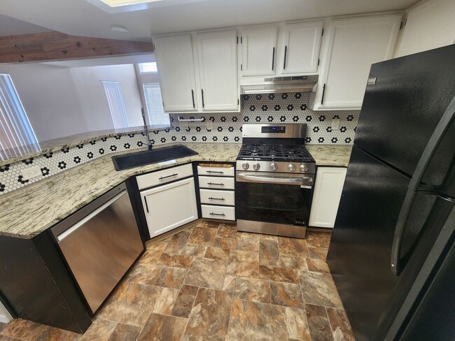 Photo - 3 Bedroom with large yard.