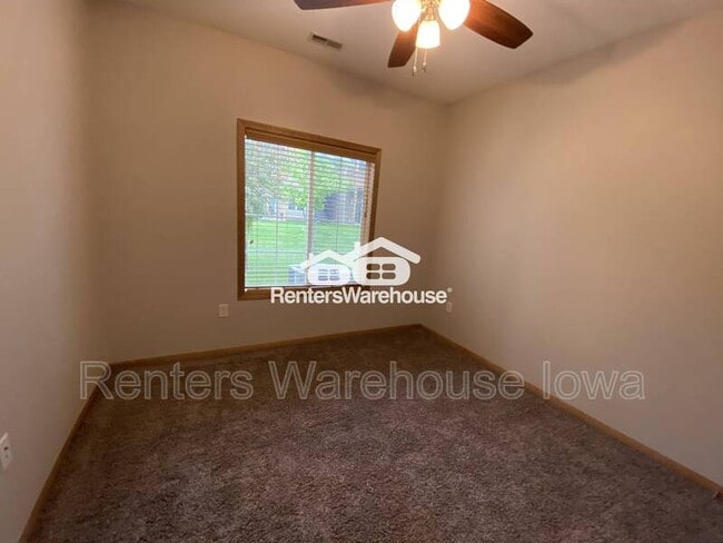 Photo - 2000 Meadow Ct Unit 402