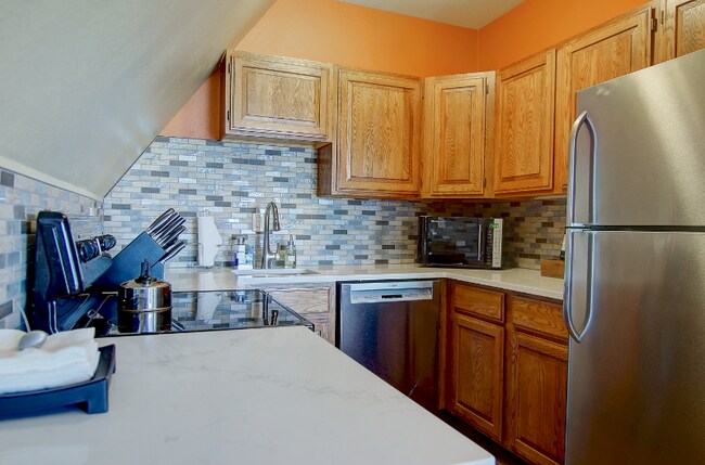 Photo - 31095 US-40 Unit Upper Cottage