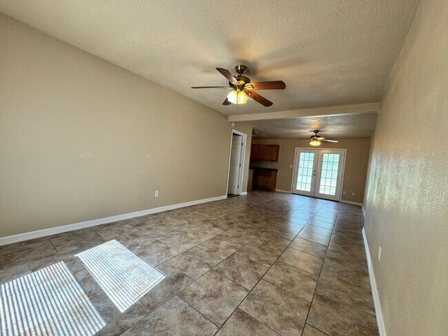 Photo - 9606 Shady Tree Ln