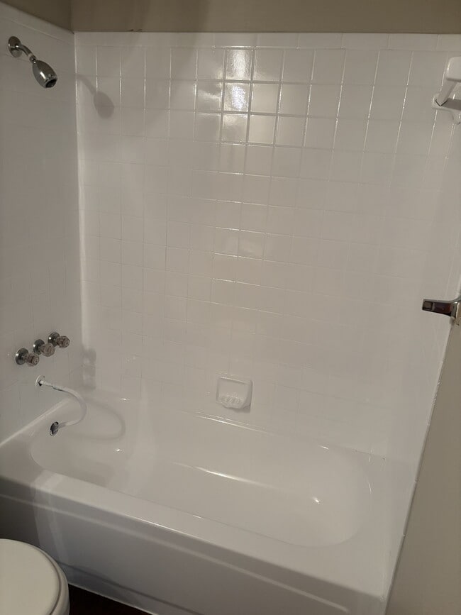 Refurbished baths. They look great! - 218 North Texas Blvd Unit Eagle'sLanding